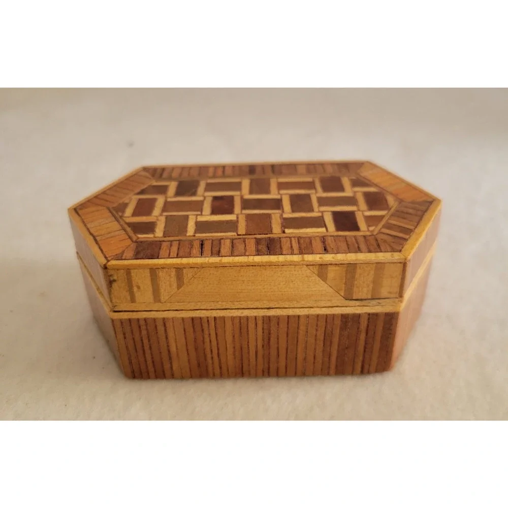 Vintage Octagon Wood Inlay Jewelry Trinket Box Geometric Mosaic Pattern